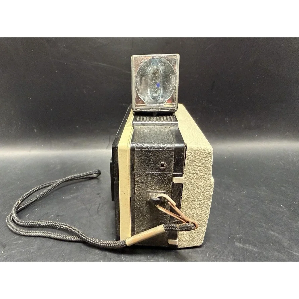 Vintage Keystone Auto-Instant 115X Camera w/ Flash Cube & Extras – Tested
